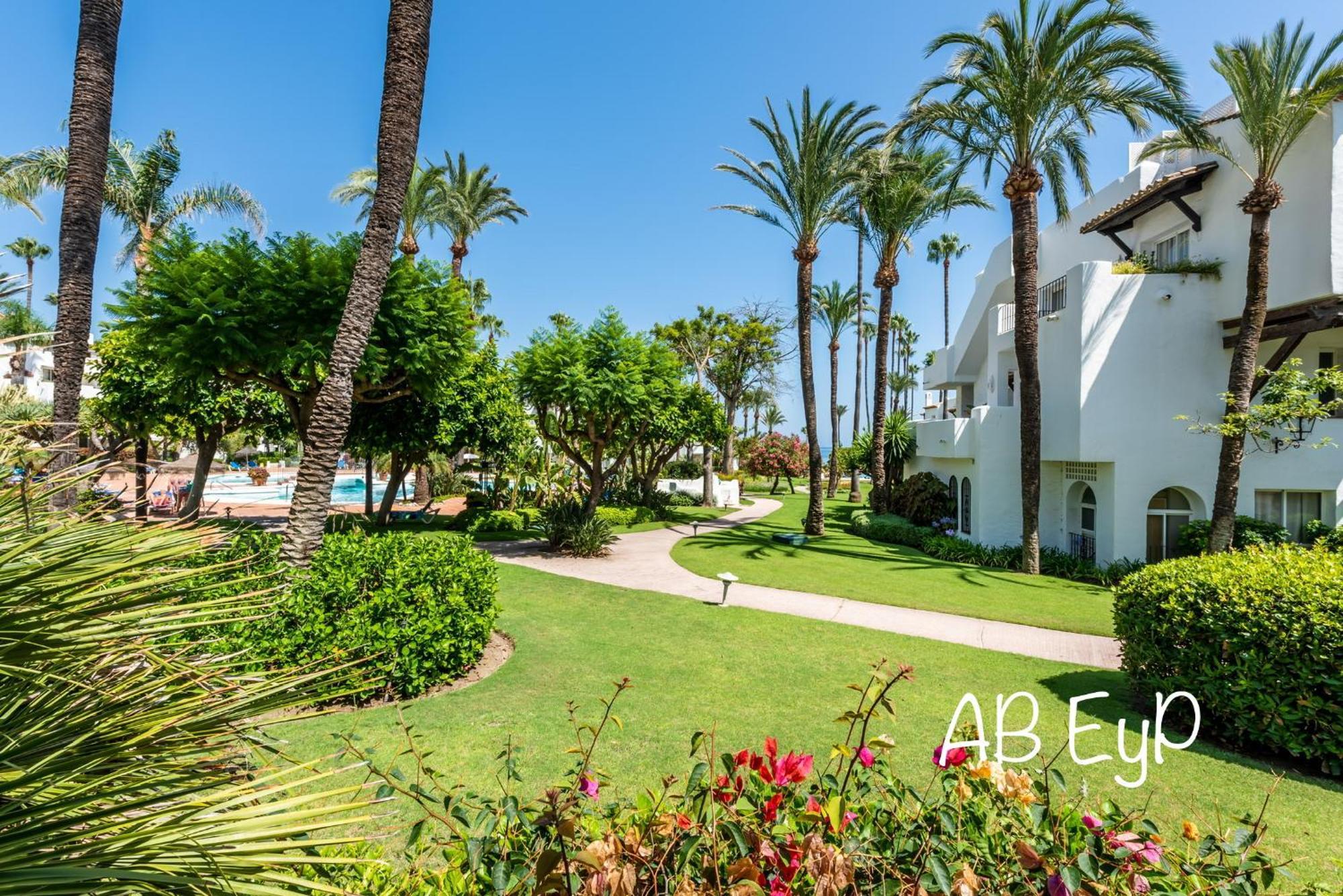 Alcazaba Beach Apartment Эстепона Экстерьер фото